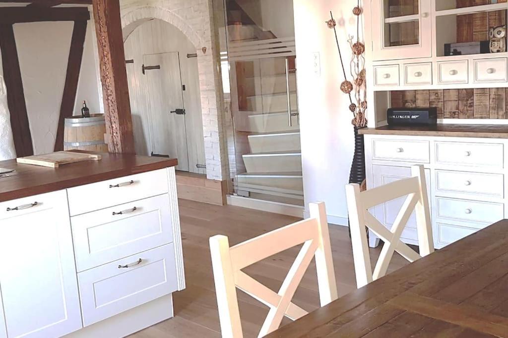 3 Bedroom Swiss House On 3 Floors Oberglatt Exterior foto